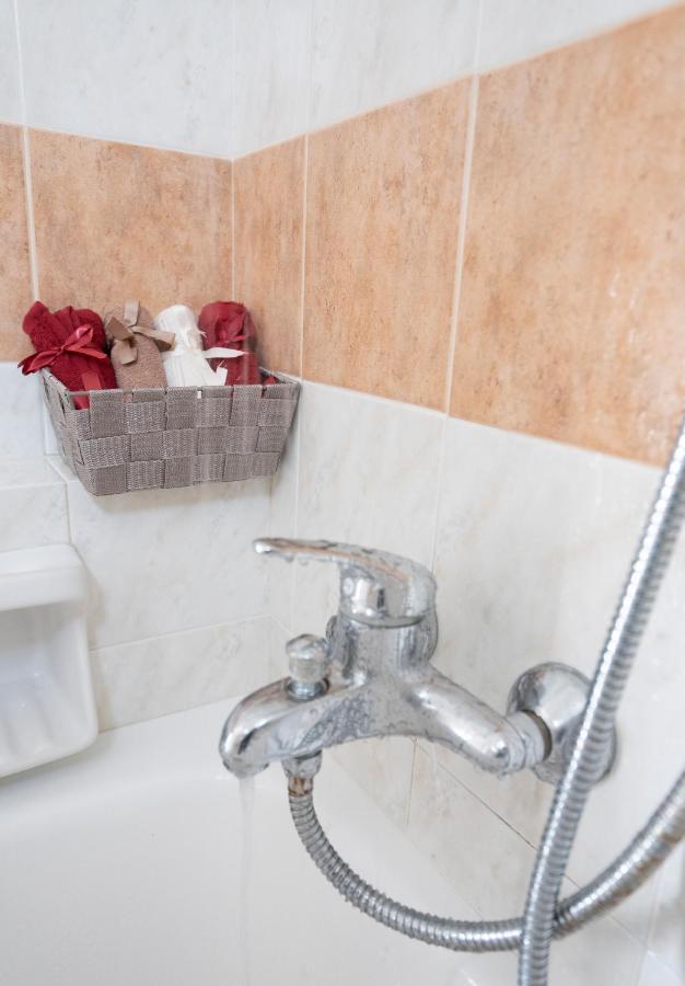 Tassos Apartments I アリンダ エクステリア 写真